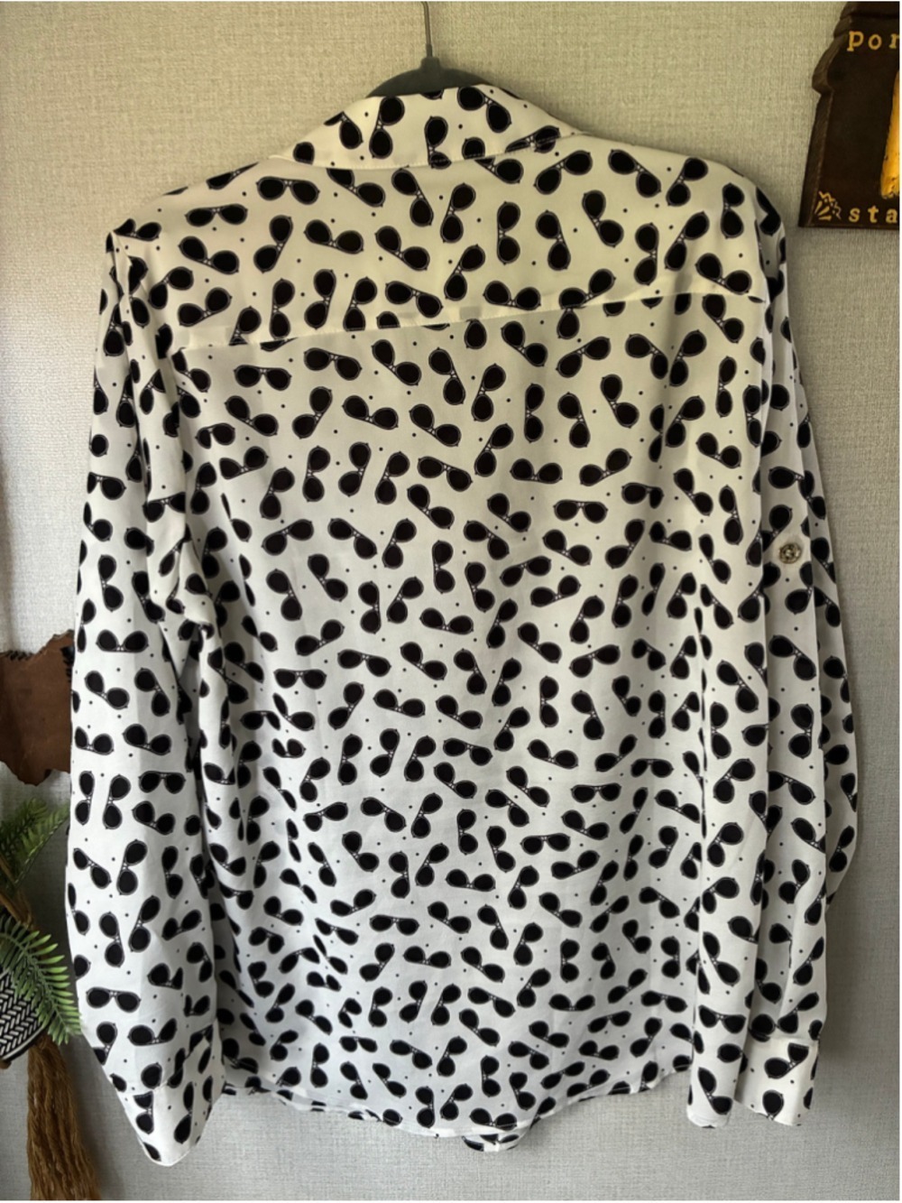 KARL LAGERFELD PARIS White Black Sunglasses Button Down Shirt Large - Picture 5 of 6